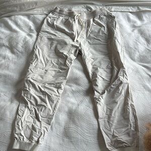 Outdoor voices men’s rectrek joggers cream size XL